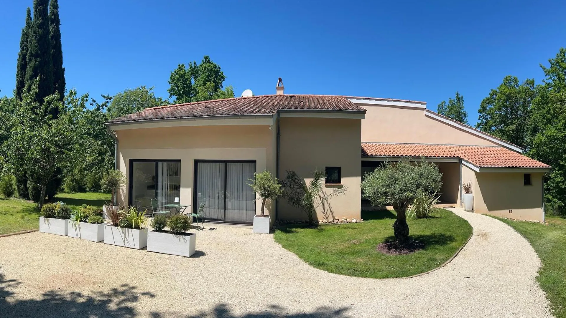 La Villa Diane, Maison D'Hotes, Bed And Breakfast Montauban 0*,