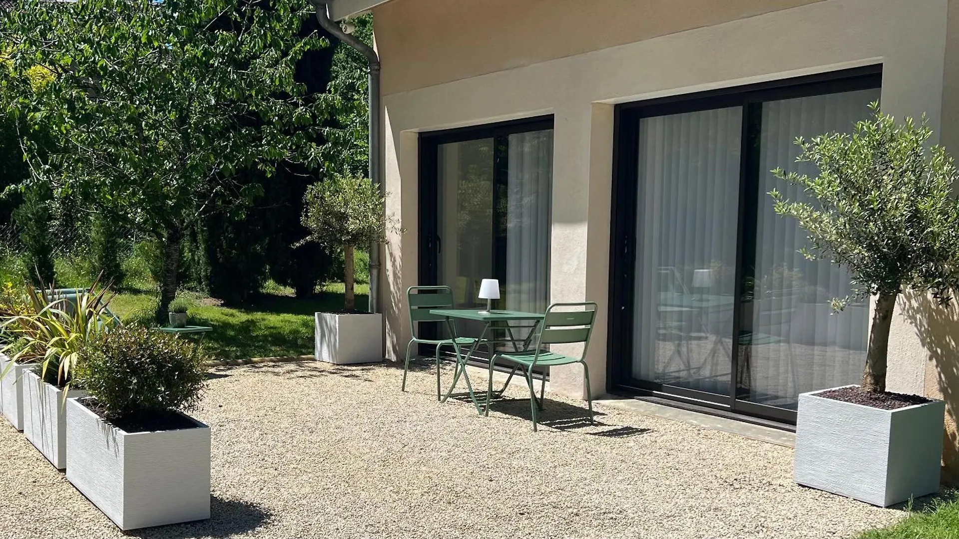 La Villa Diane, Maison D'Hotes, Bed And Breakfast Montauban Guest house